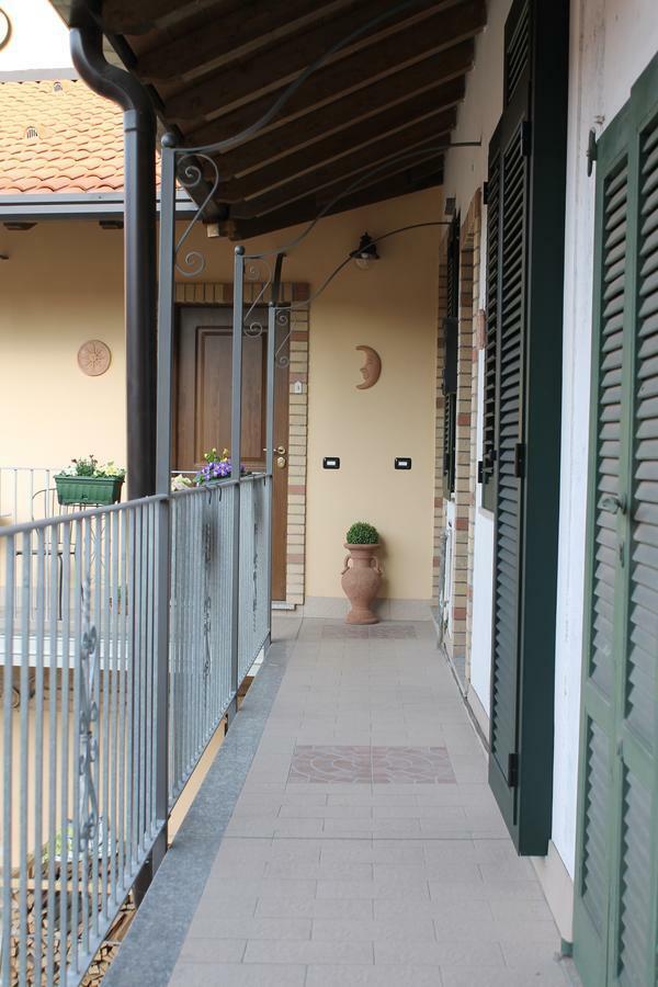 Le Camere Di Aladino Carugate Exteriör bild