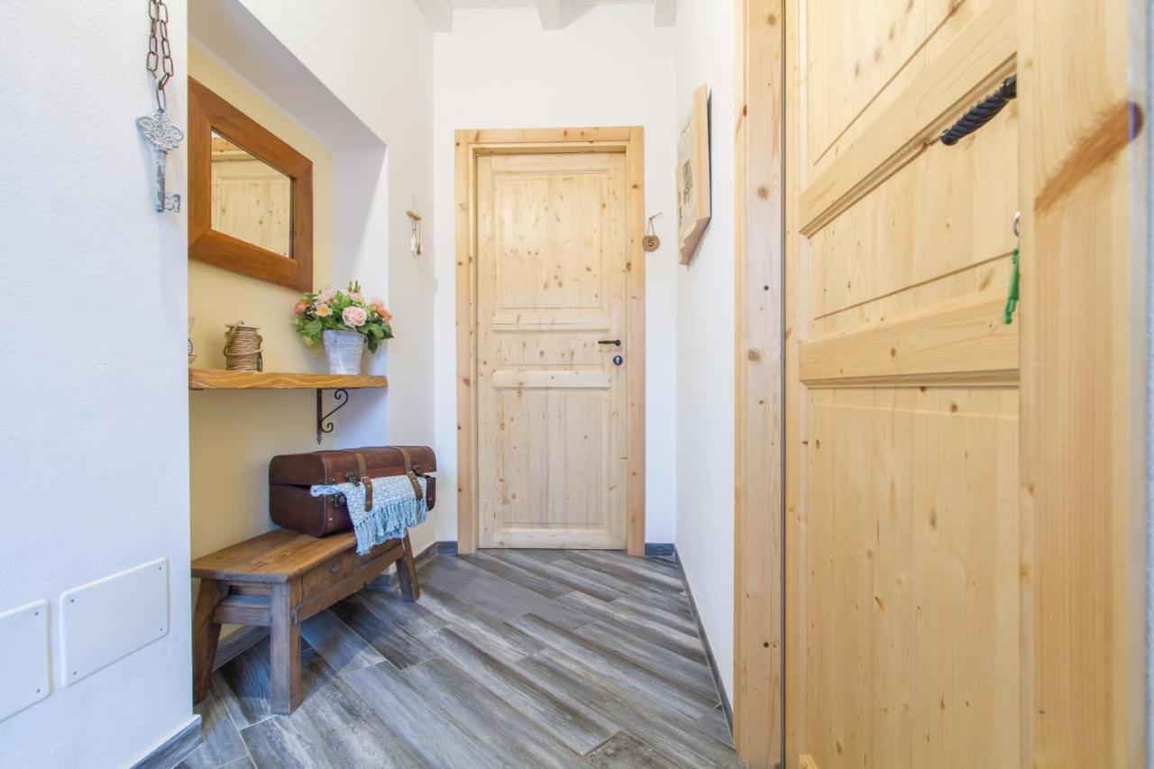 Le Camere Di Aladino Carugate Exteriör bild