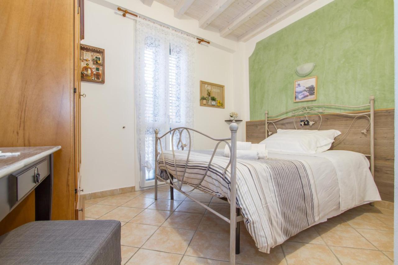 Le Camere Di Aladino Carugate Exteriör bild