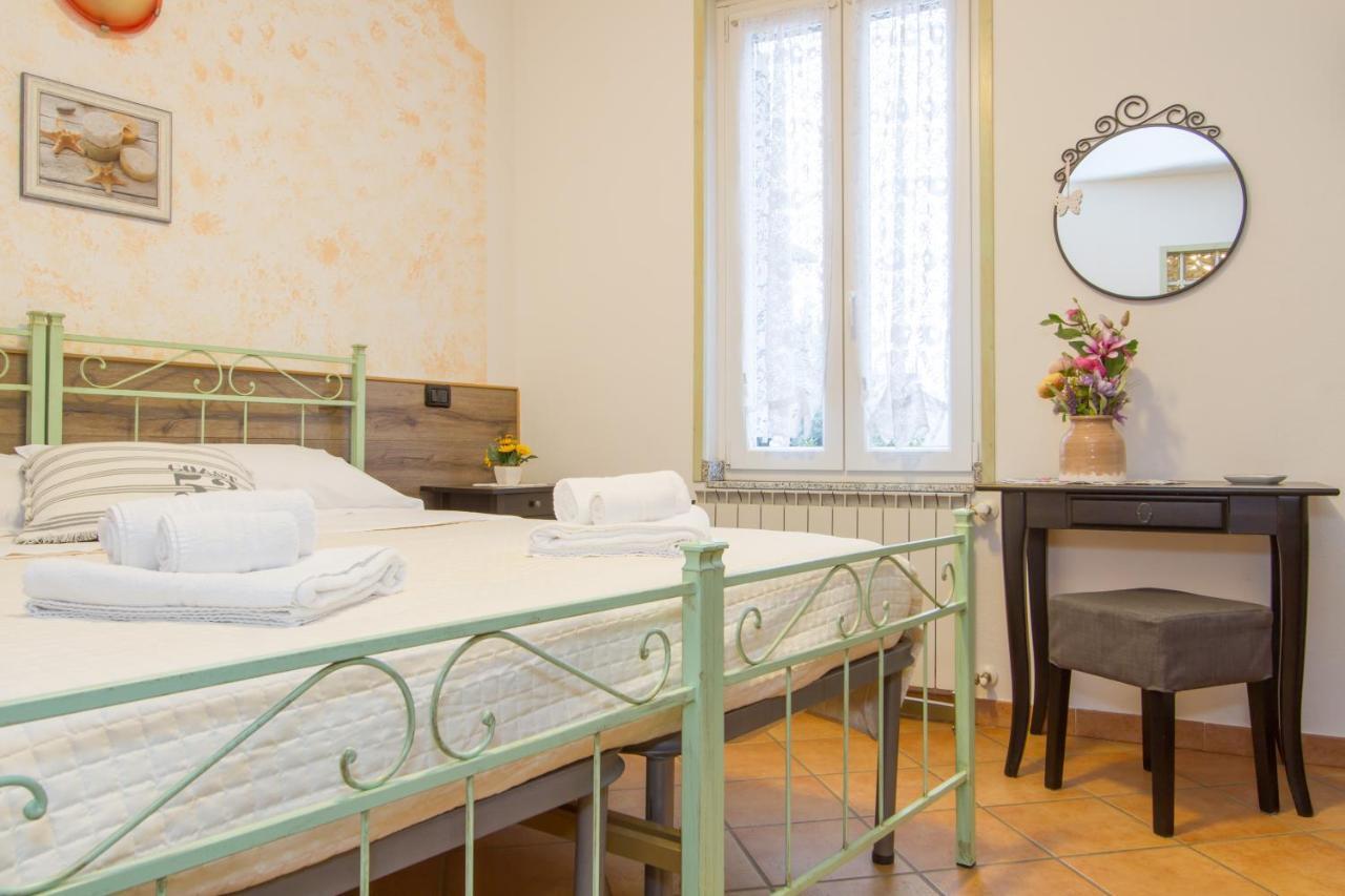Le Camere Di Aladino Carugate Exteriör bild